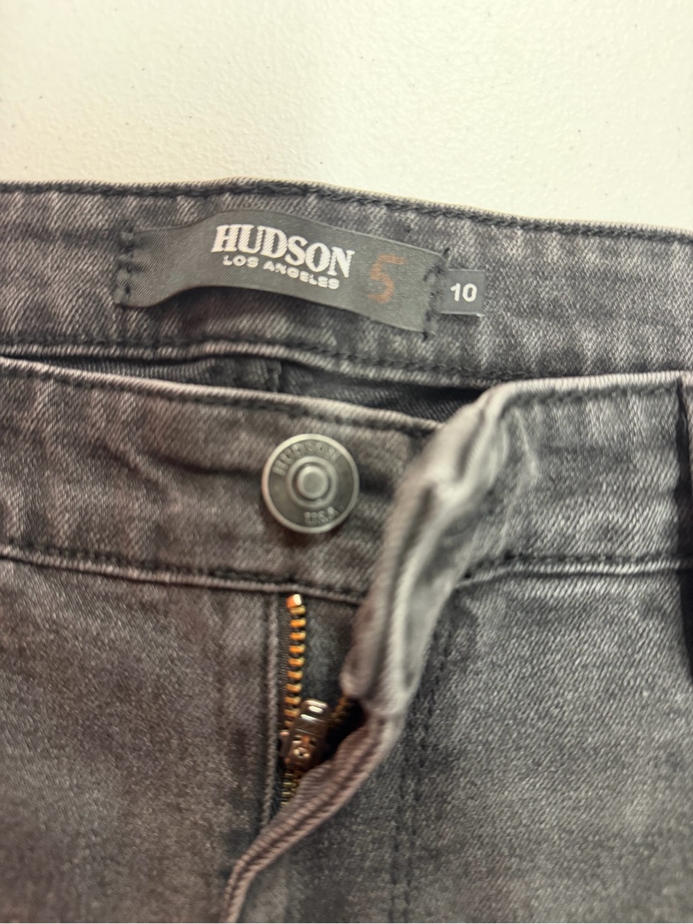HUDSON Los Angeles Women’s Jeans Size 10 Washed Black Gray Straight Leg Stretch